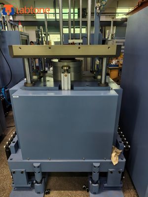 टक्कर परीक्षण मशीन GJB150 GJB360 MIL STD 810F और IEC68 2 27 मानकों के अनुसार झटके परीक्षण करने में सक्षम